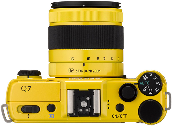Pentax Q7 top